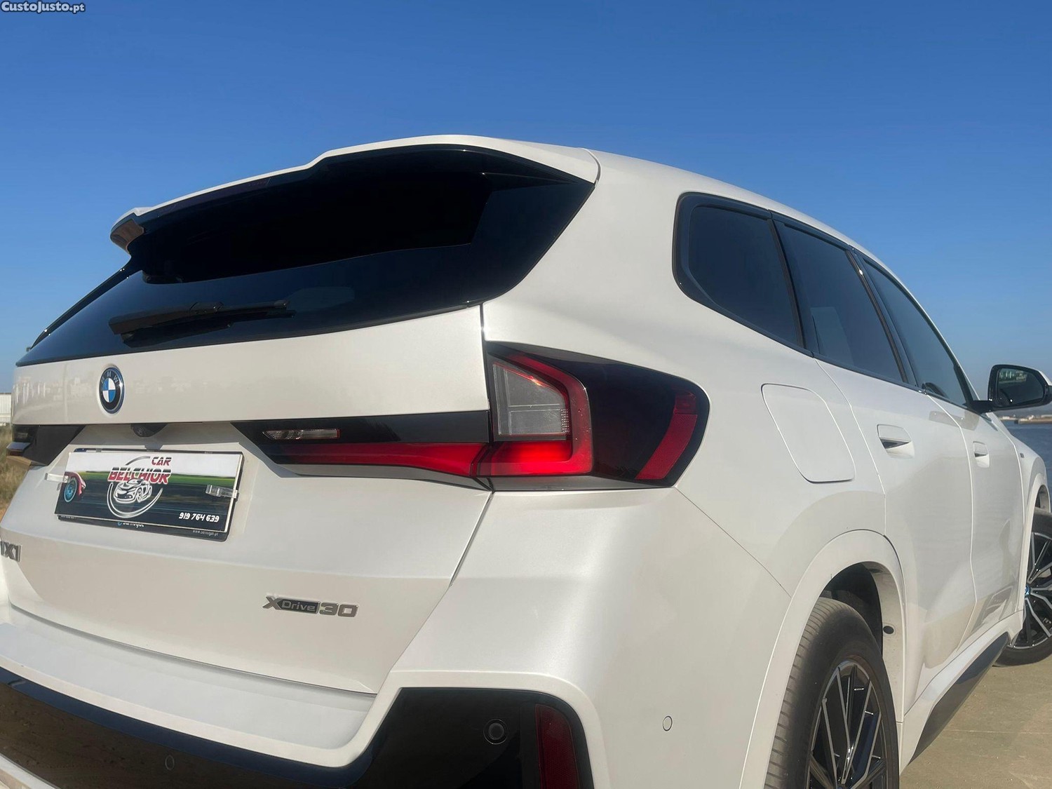 BMW iX1 xDrive30 Pack Desportivo M — fotografia 15
