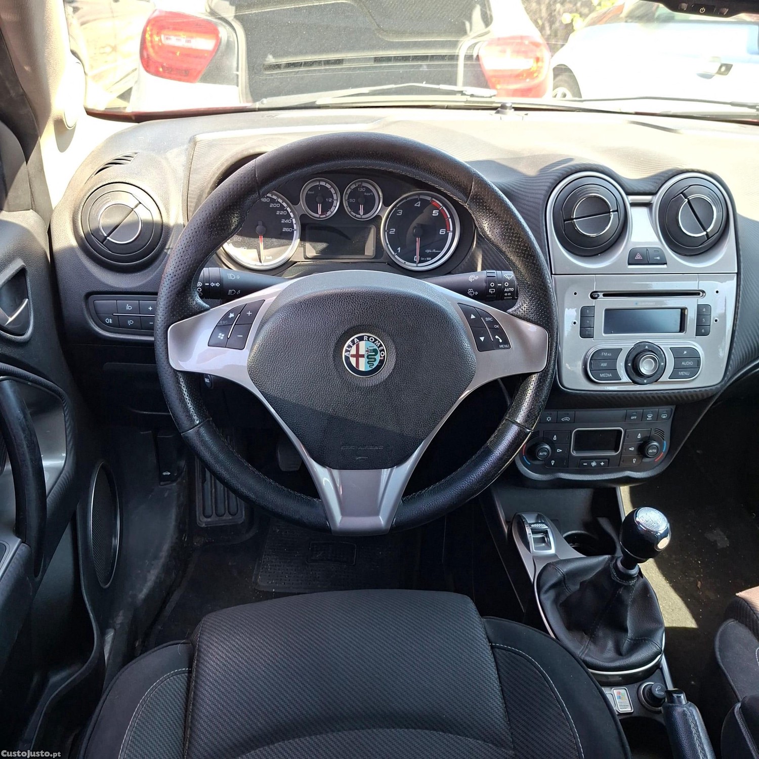 Alfa Romeo MiTo 1.6 JTD Distinctive — fotografia 8