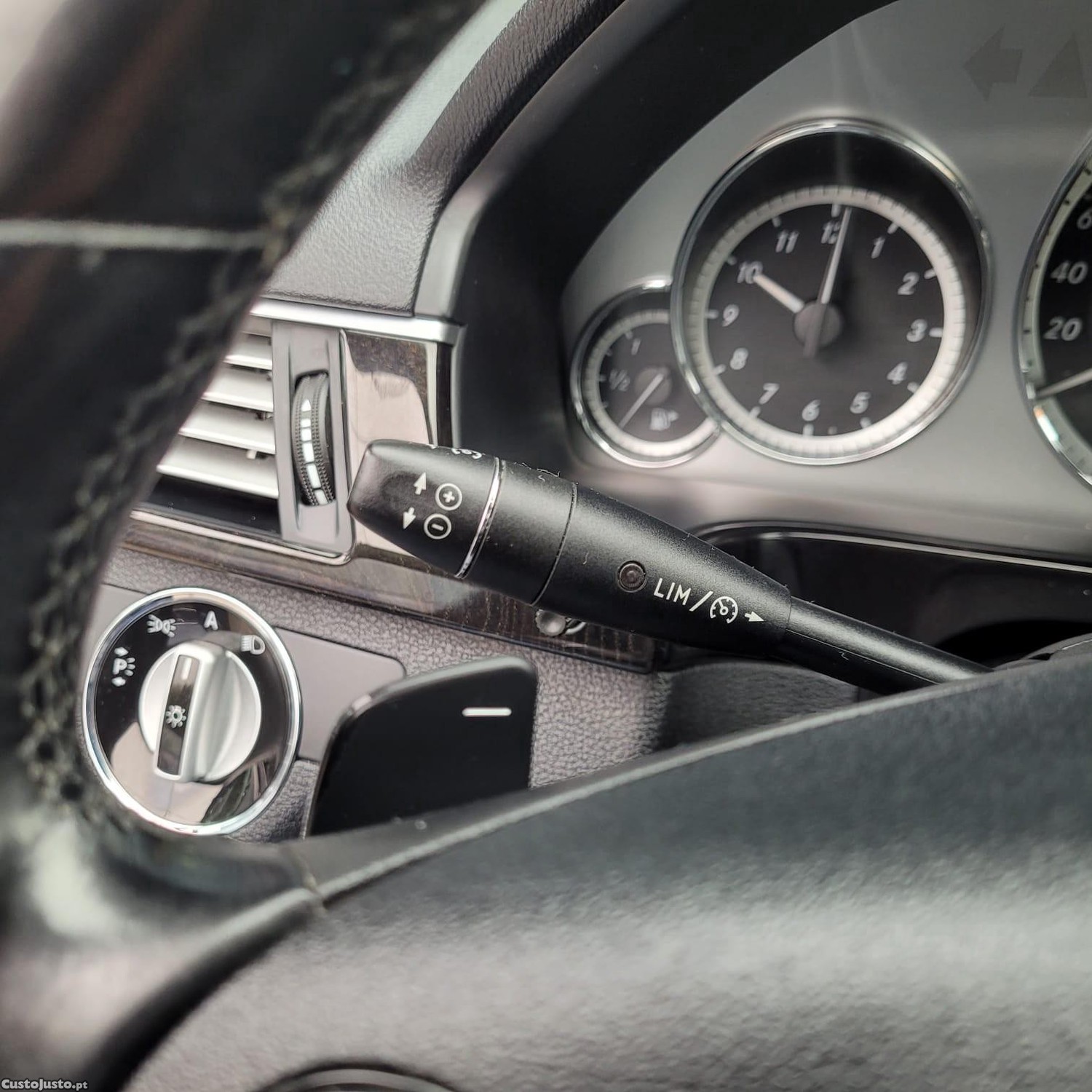 Mercedes-Benz E 350 CDi BlueEfficiency 7G-TRONIC Avantgarde (Pack AMG) — fotografia 6