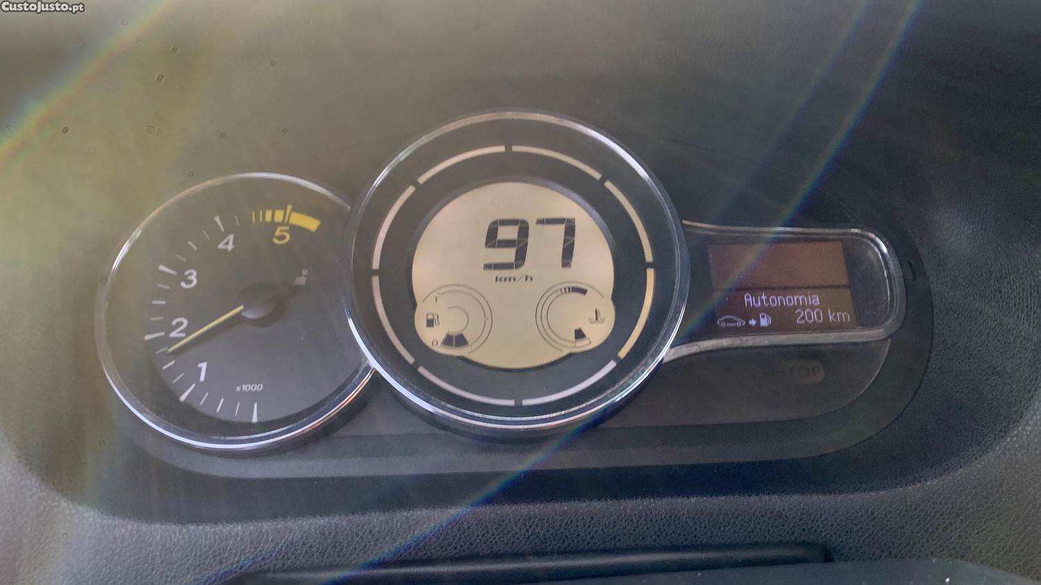 Renault Mégane Megane 1.5 — fotografia 4