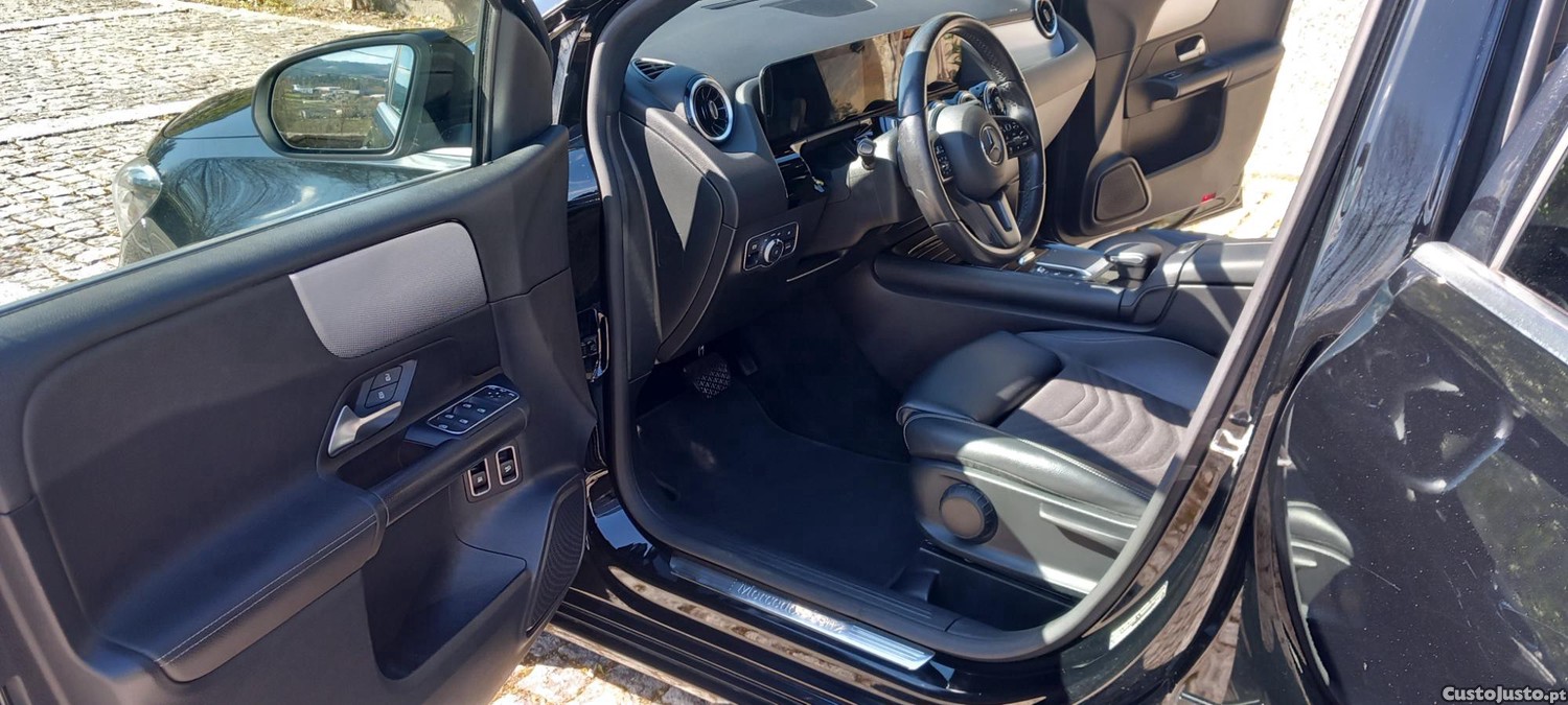 Mercedes-Benz B 250 Style Plus — fotografia 4