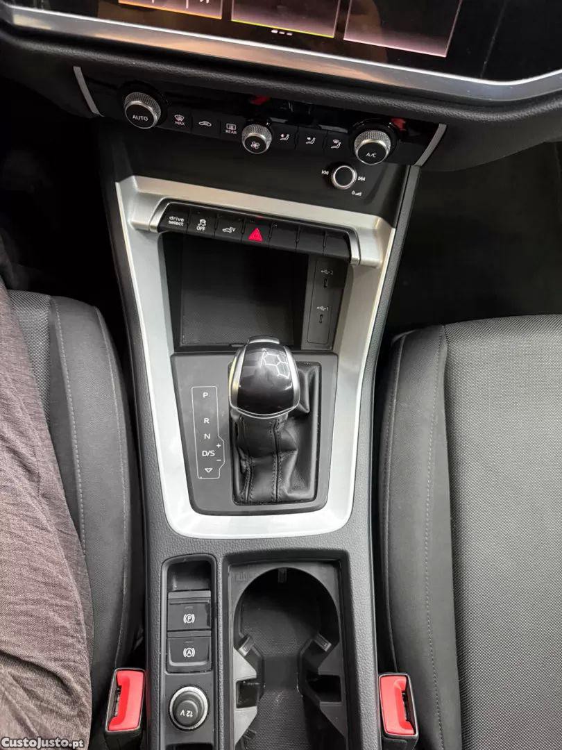 Audi Q3 1.4 tfsie s-line — fotografia 18