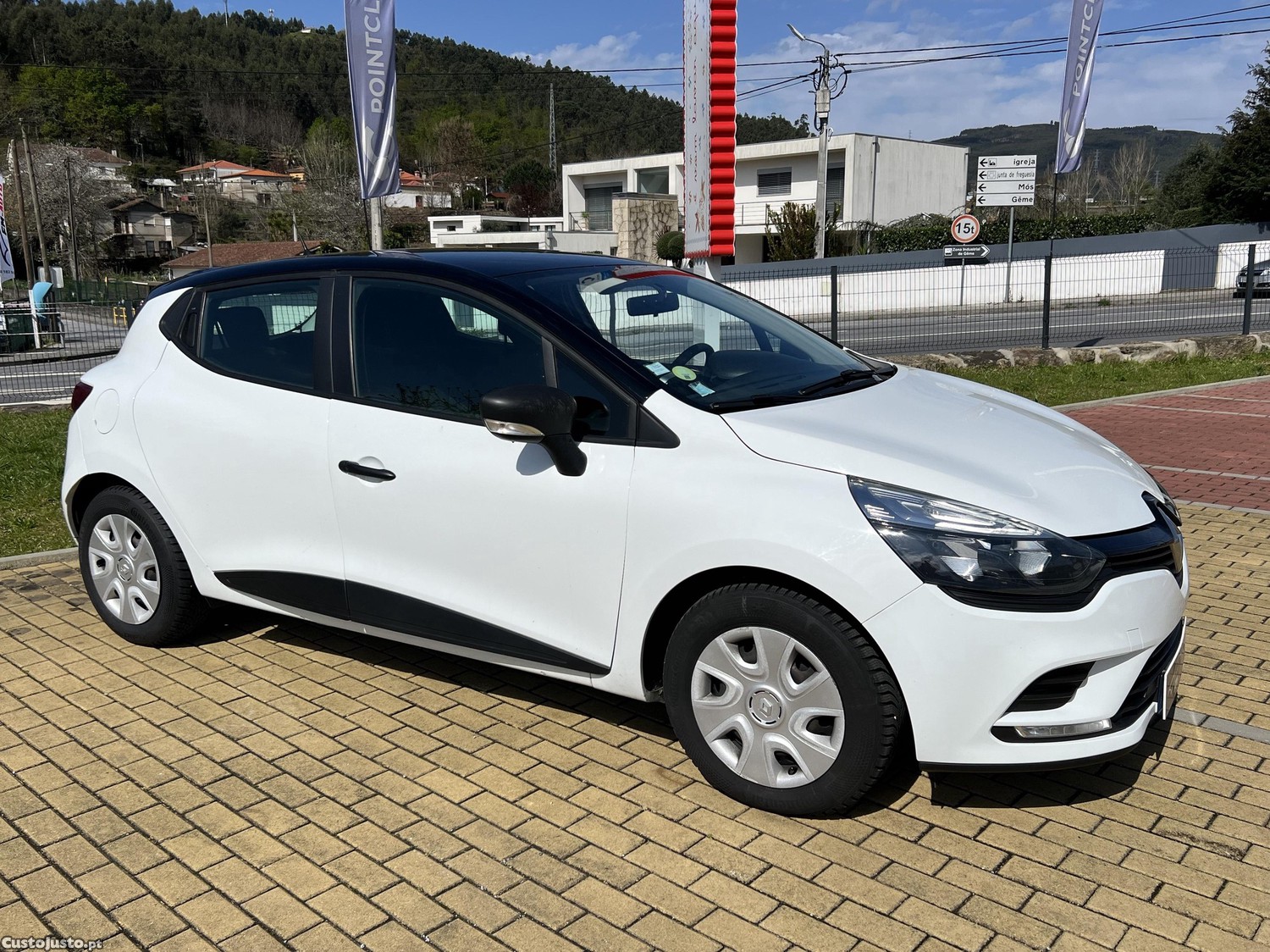 Renault Clio Limited — photo 3