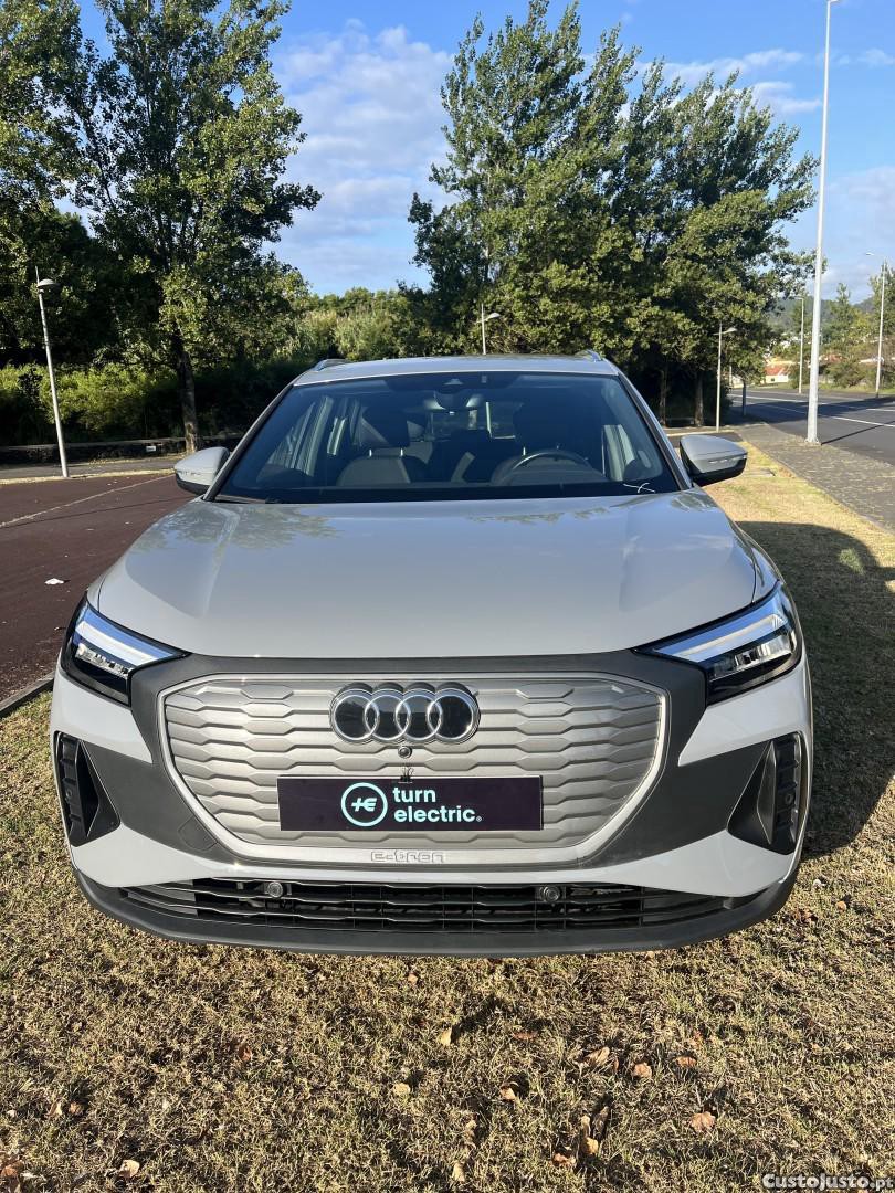 Audi Q4 40 82 kWH - 22 — photo 2