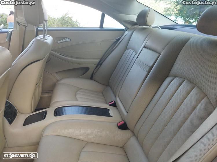 Mercedes-Benz CLS 320 FULL - EXTRAS - 07 — photo 4