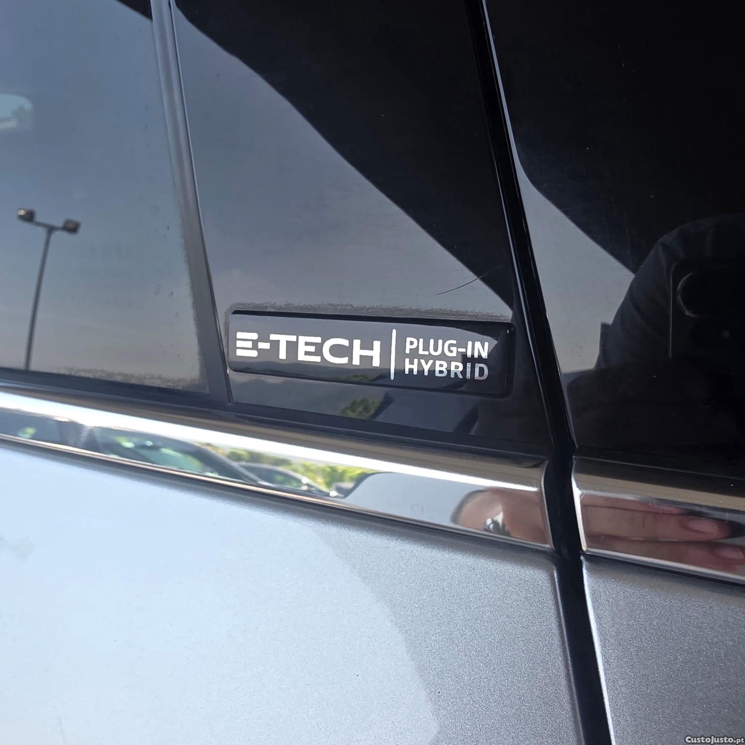 Renault Captur 1.6 E-Tech Plug-In Exclusive — fotografia 9