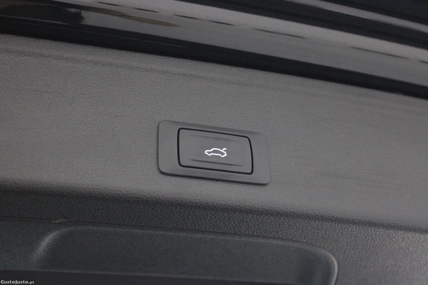 Audi A4 AVANT 30 TDI S-TRONIC — fotografia 7