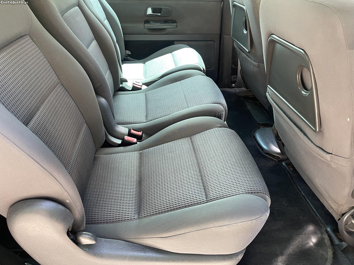 Volkswagen Sharan 2.0tdi — fotografia 10