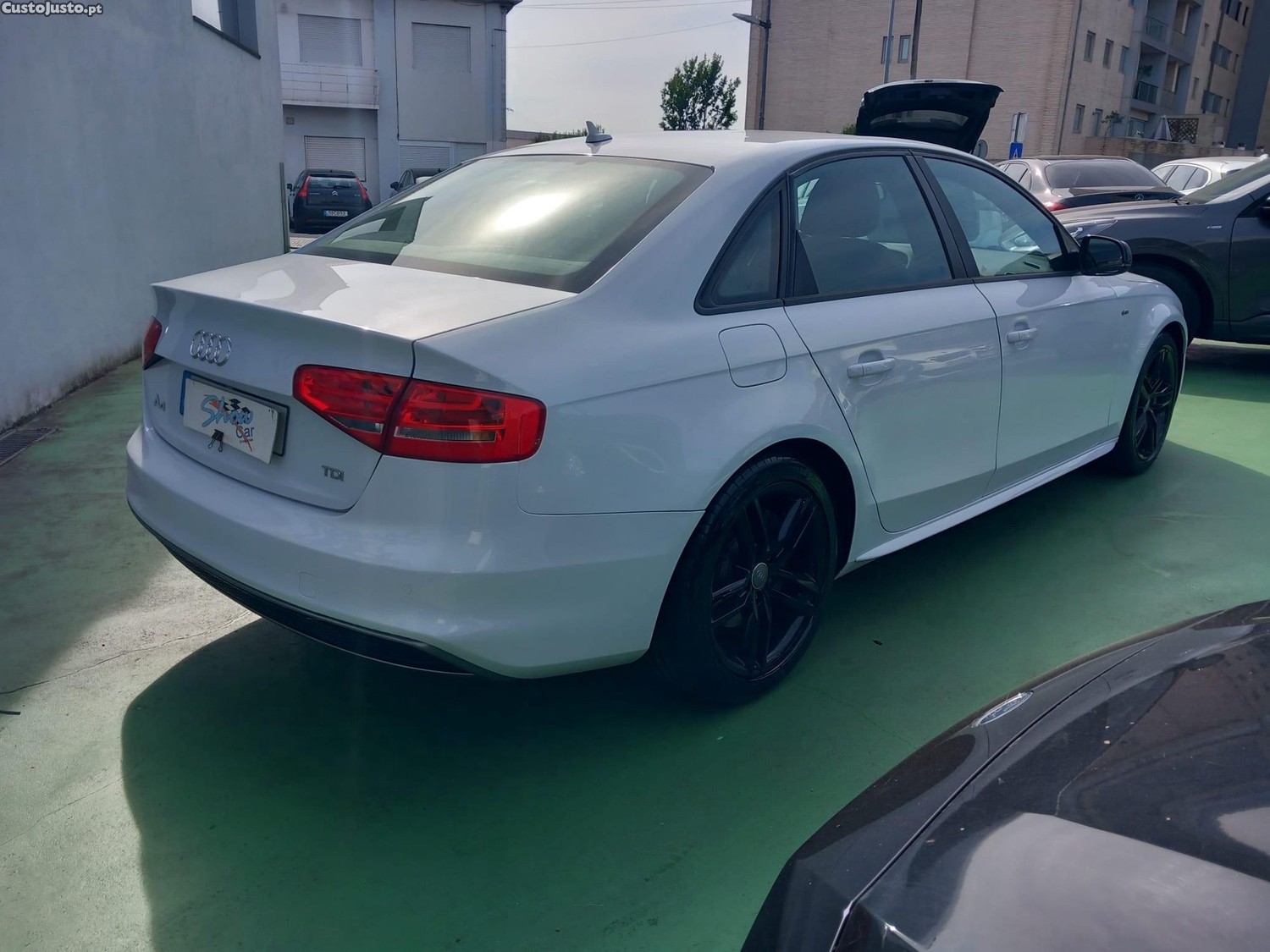 Audi A4 Avant 2.0 TDI Sport — fotografia 17