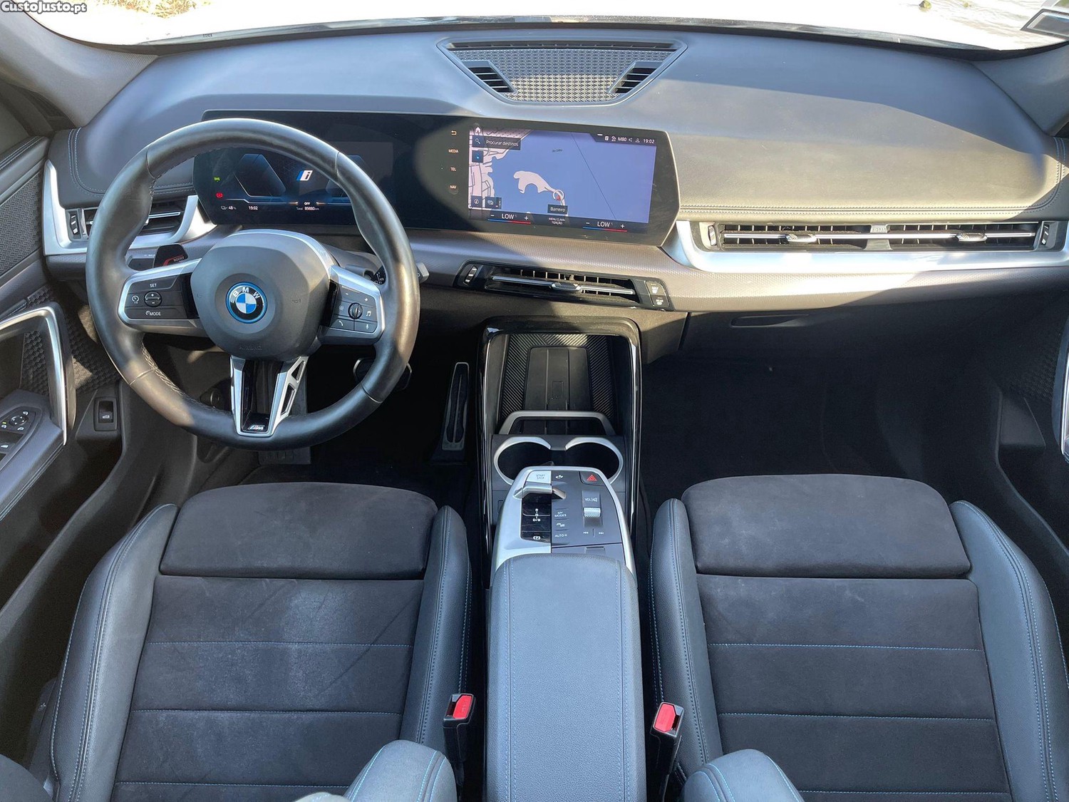 BMW iX1 xDrive30 Pack Desportivo M — fotografia 3