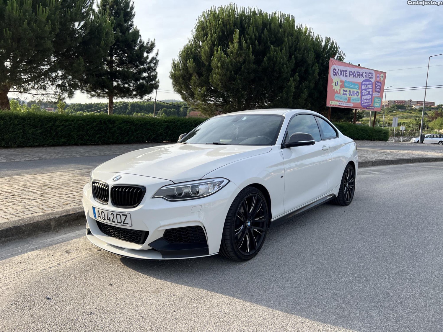 BMW 220 Serie 2 coupé i — fotografia 6