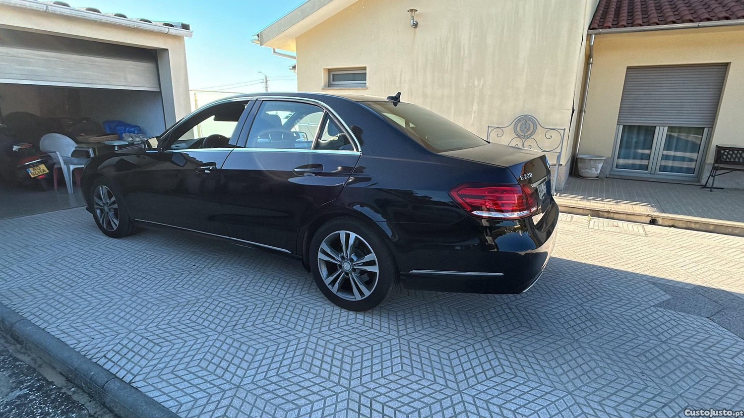 Mercedes-Benz E 220 Avantgard-AMG — photo 3