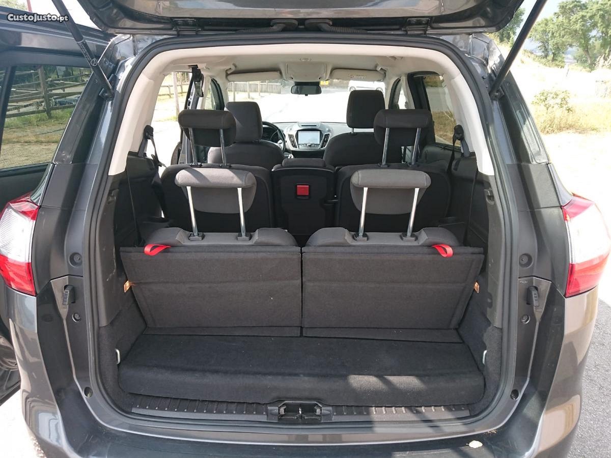 Ford Grand C-Max 1.5 TDCI — fotografia 2