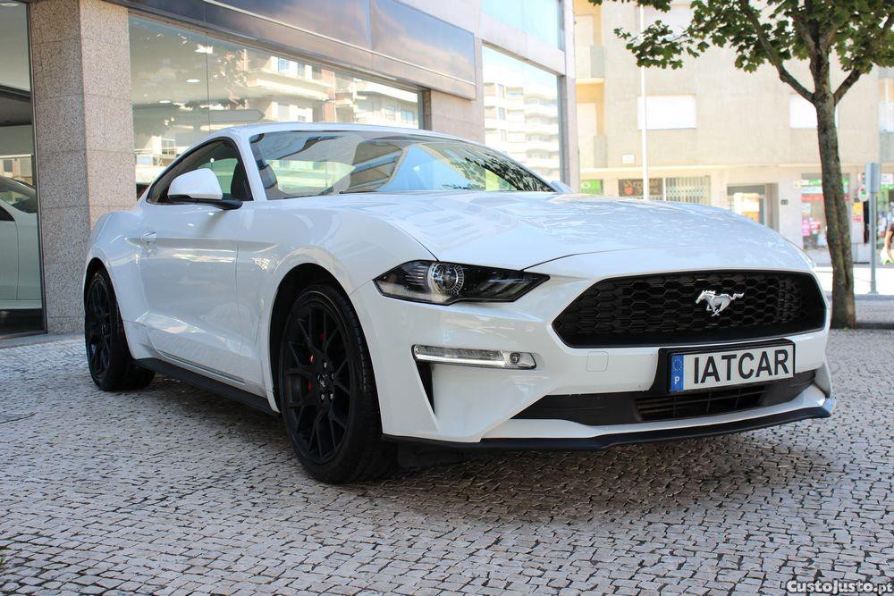 Ford Mustang 2.3i EcoBoost — fotografia 17