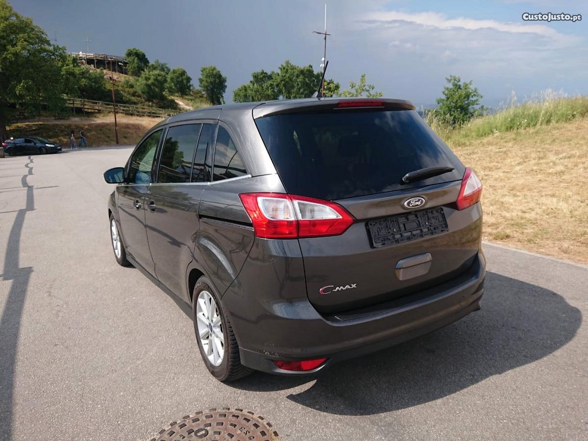 Ford Grand C-Max 1.5 TDCI — fotografia 3