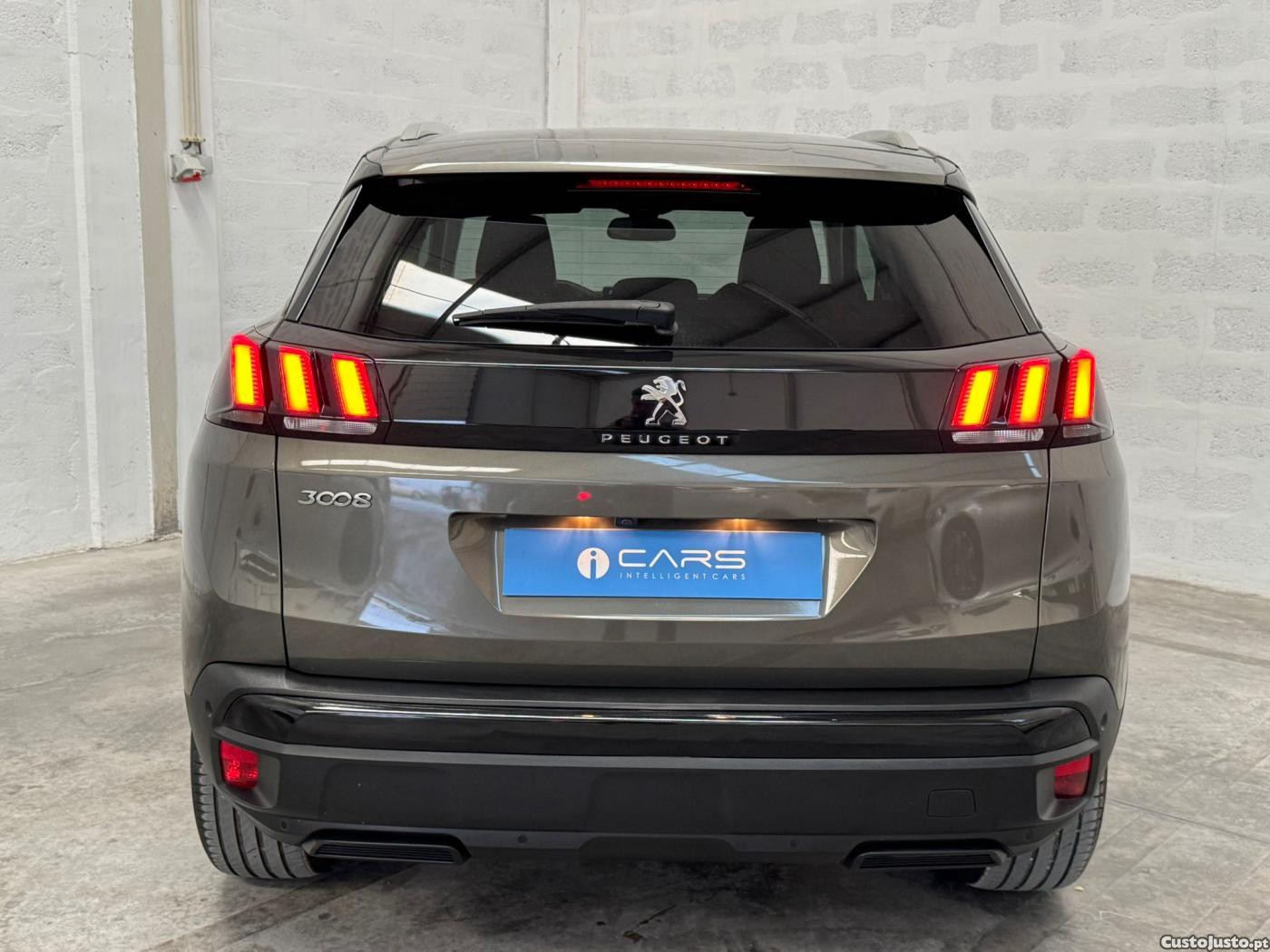 Peugeot 3008 1.5 BlueHDi Active P — fotografia 16