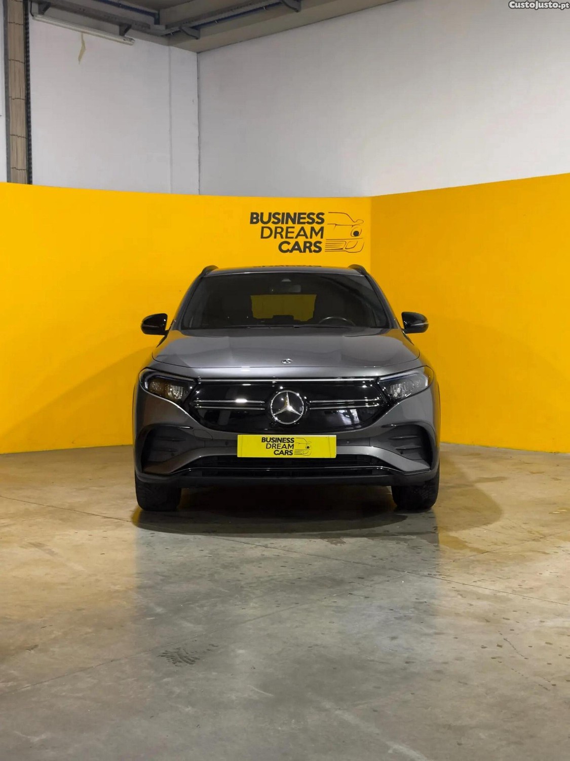 Mercedes-Benz EQA 250 AMG Line — fotografia 16