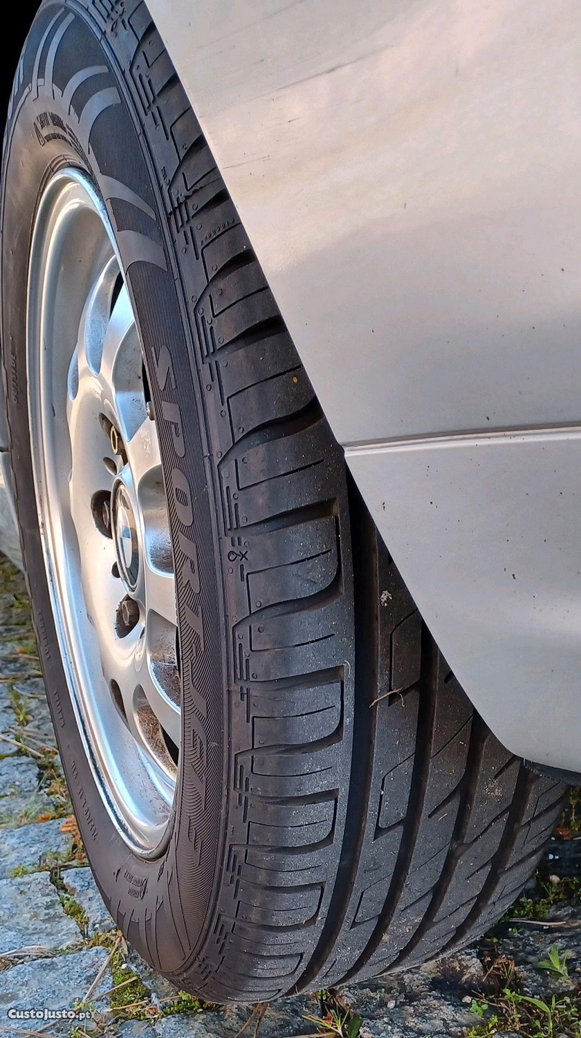 BMW 320 E46 - 136CV — fotografia 4
