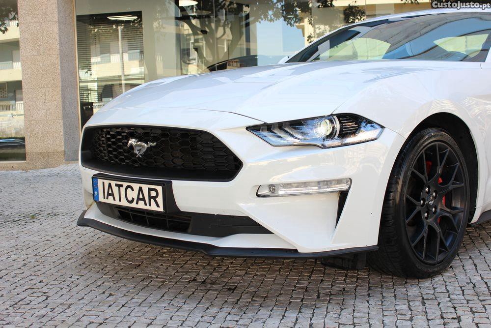 Ford Mustang 2.3i EcoBoost — fotografia 15