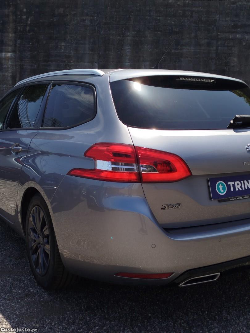 Peugeot 308 1.2 PureTech Style — fotografia 8
