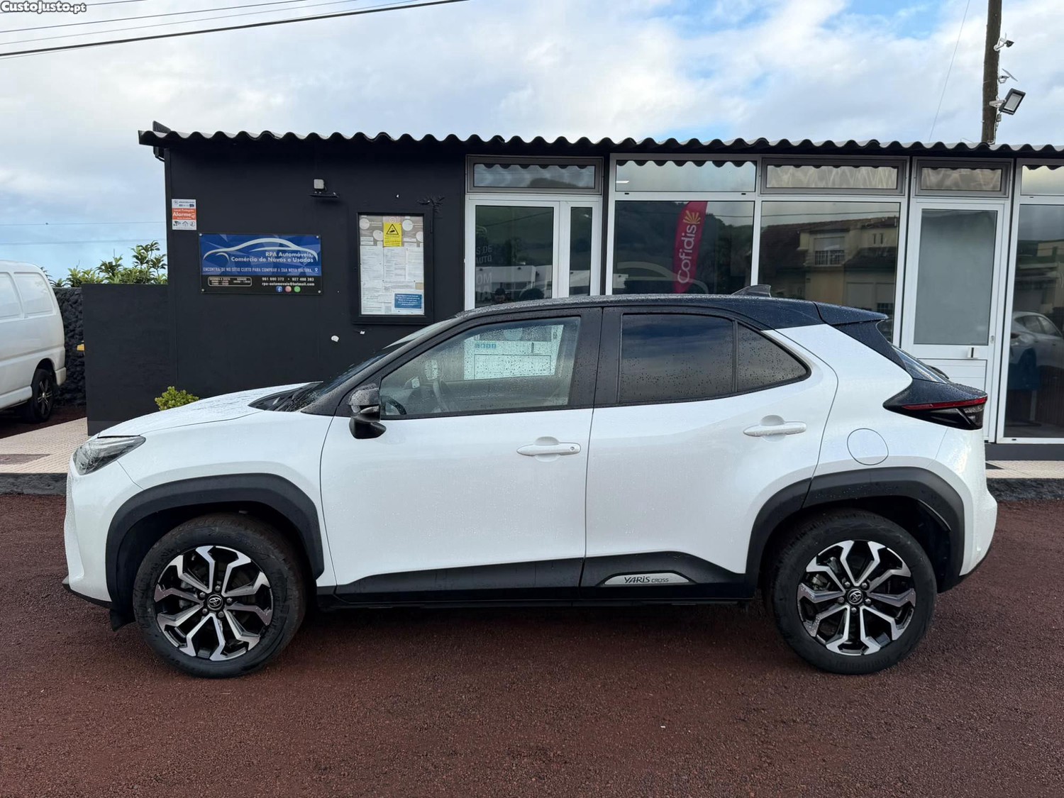 Toyota Yaris CROSS 1.5 HDF HYBRID SQUARE COLLECTION 116CV AUTO - 21 foto 4