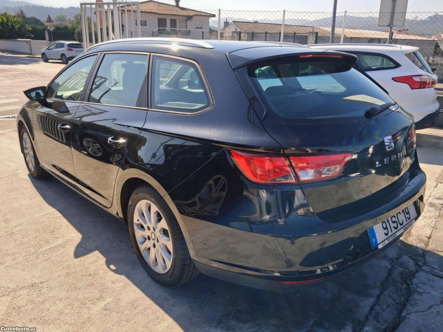 Seat Leon 1.6 TDI Style S/S — photo 3