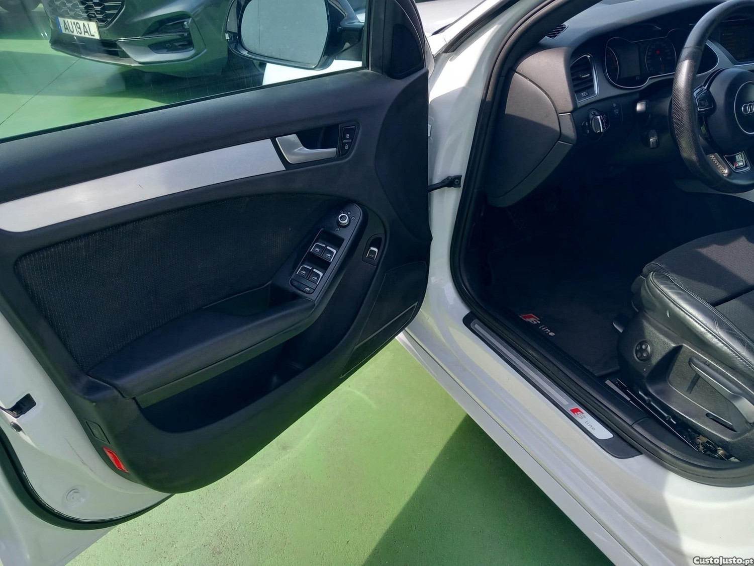 Audi A4 Avant 2.0 TDI Sport — fotografia 15