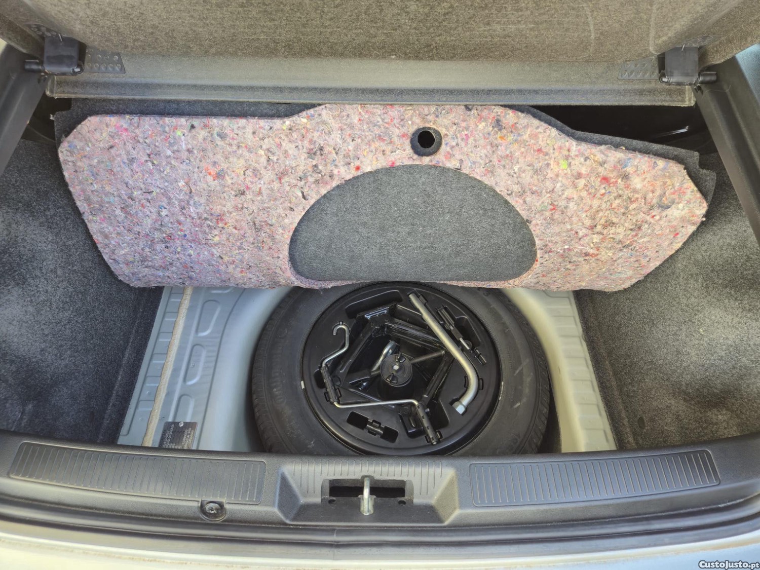 Fiat Punto Hatchback 1.2 — fotografia 2