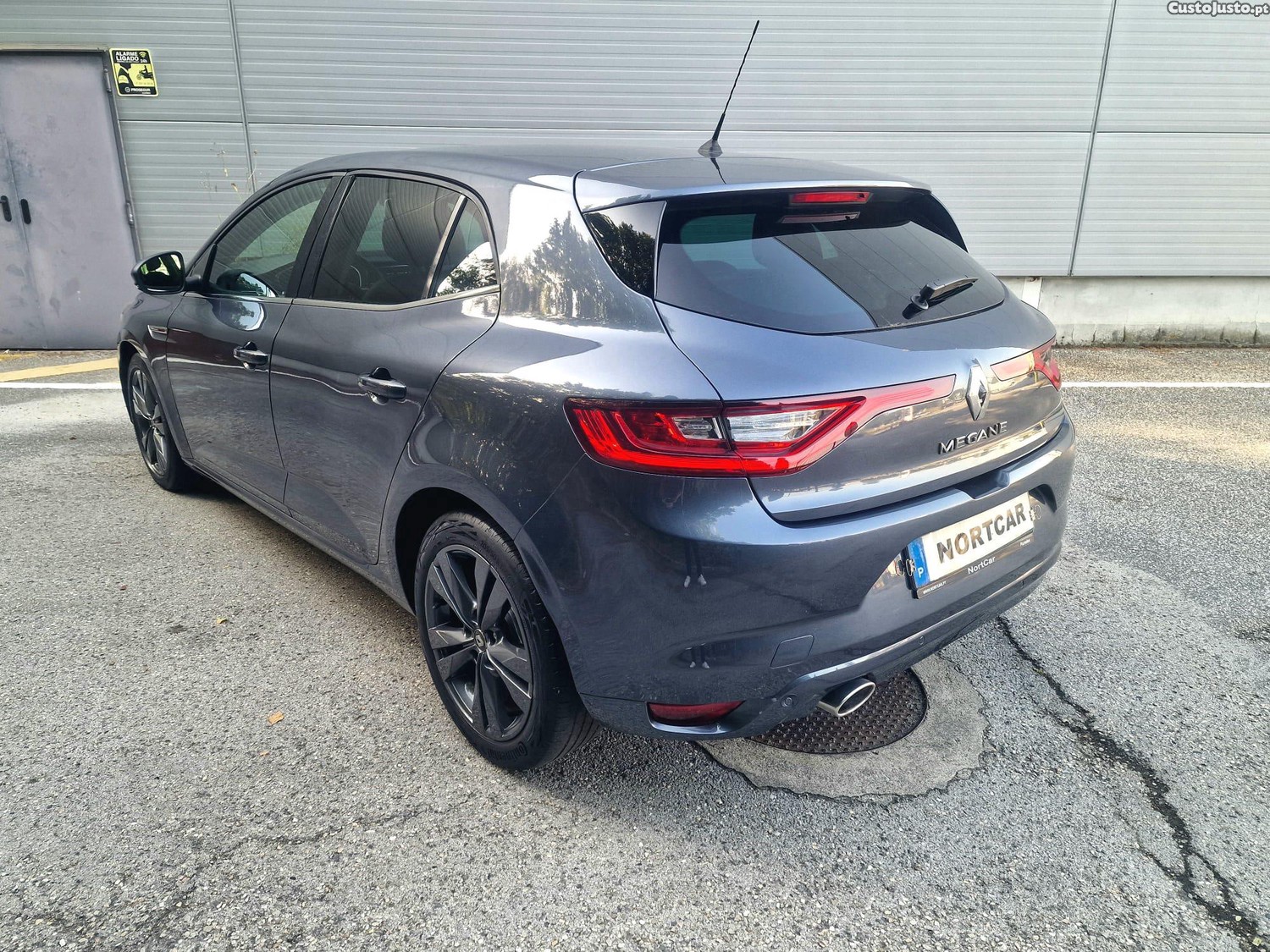 Renault Mégane 1.5 Blue dCi Intens — fotografia 9