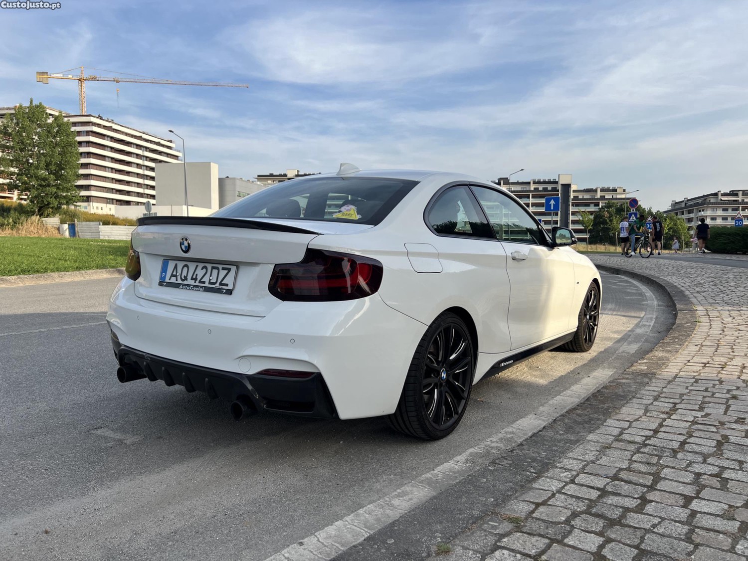 BMW 220 Serie 2 coupé i — fotografia 4