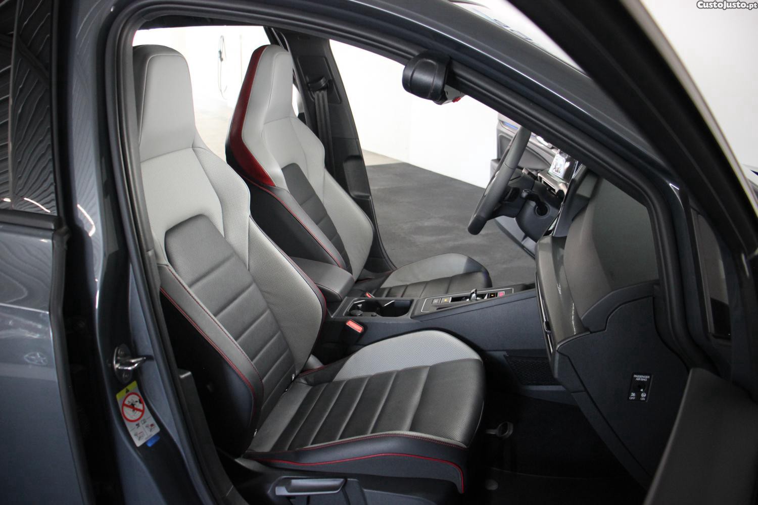 Volkswagen Golf 2.0 TSI GTI DSG — fotografia 11