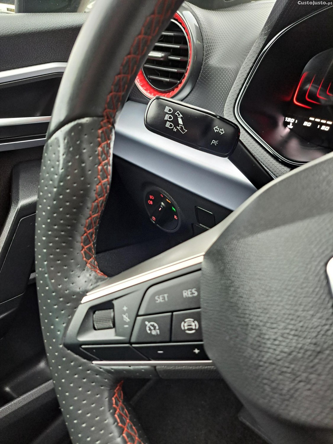SEAT Ibiza 1.0 TSI FR — fotografia 16