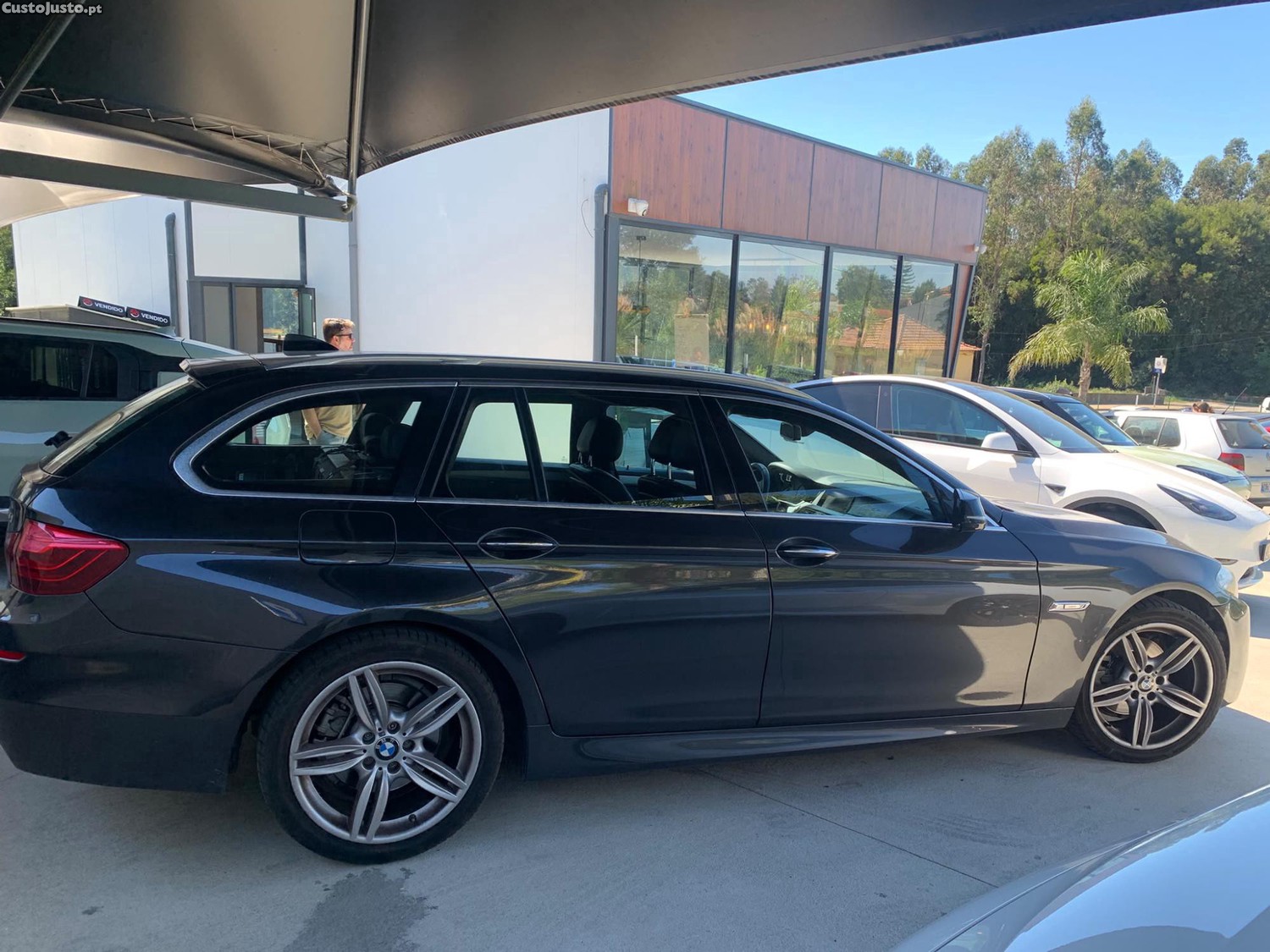 BMW 520 Luxury - 15 foto 2