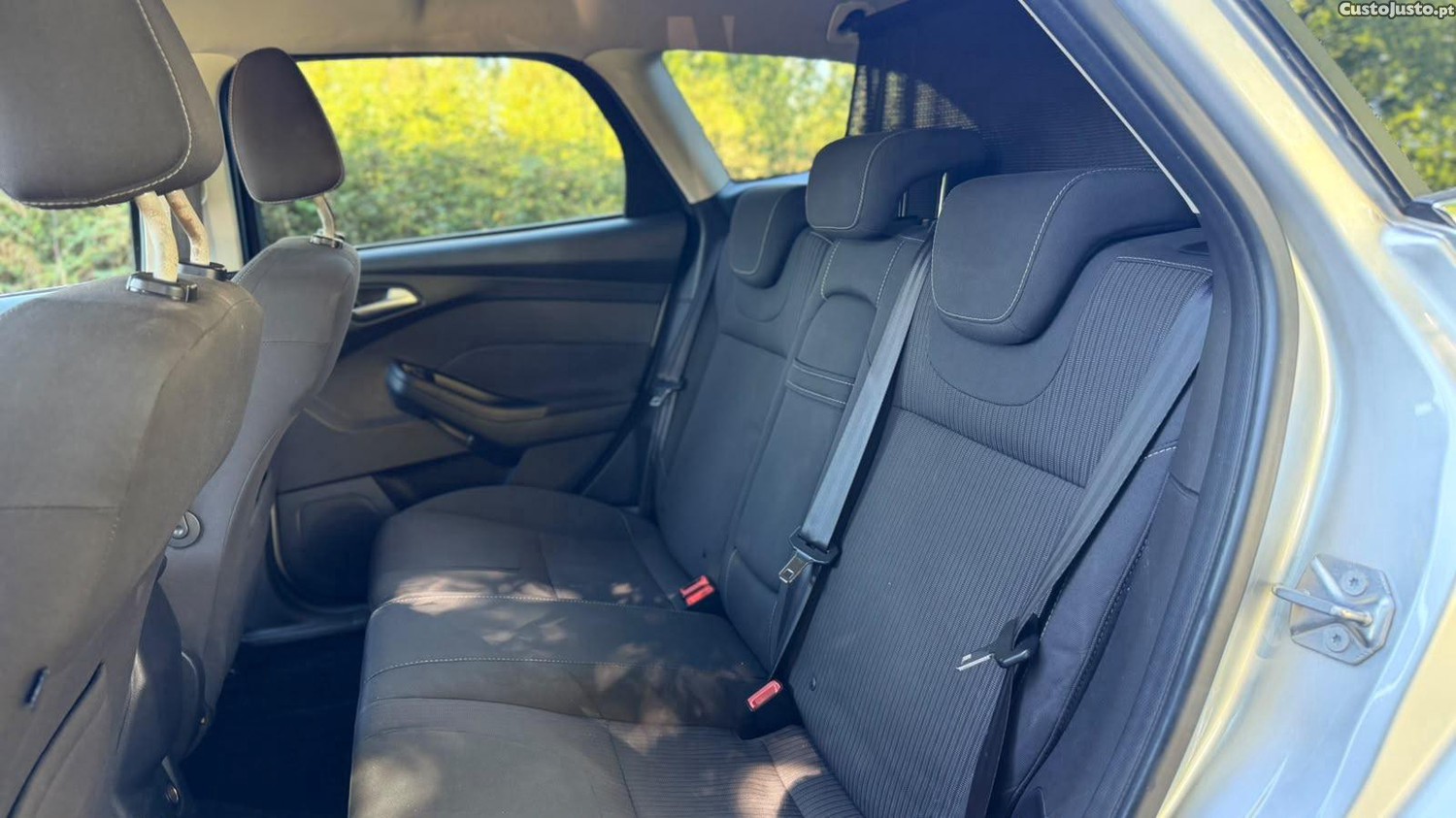 Ford Focus 1.6 TDCI - 12 foto 4