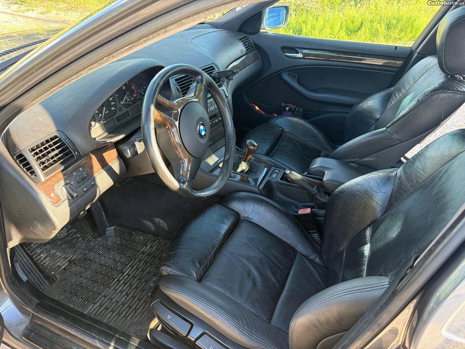 BMW 320 E46 — fotografia 2