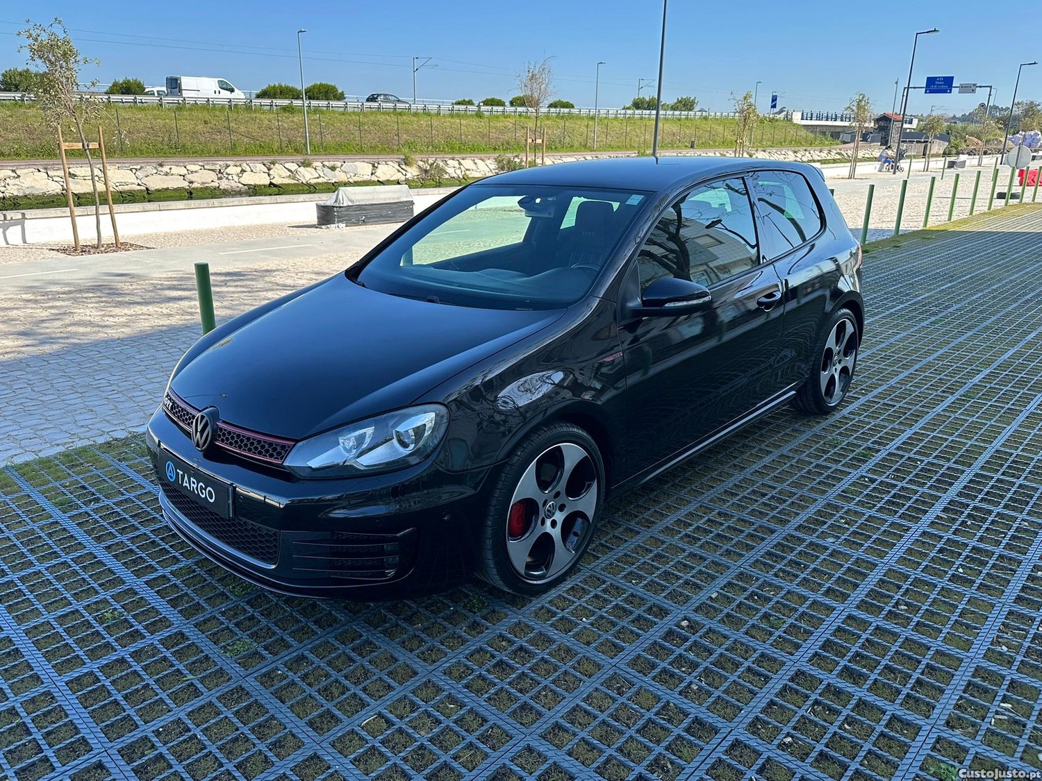 VW Golf 2.0 TSi GTi - 09 foto 3