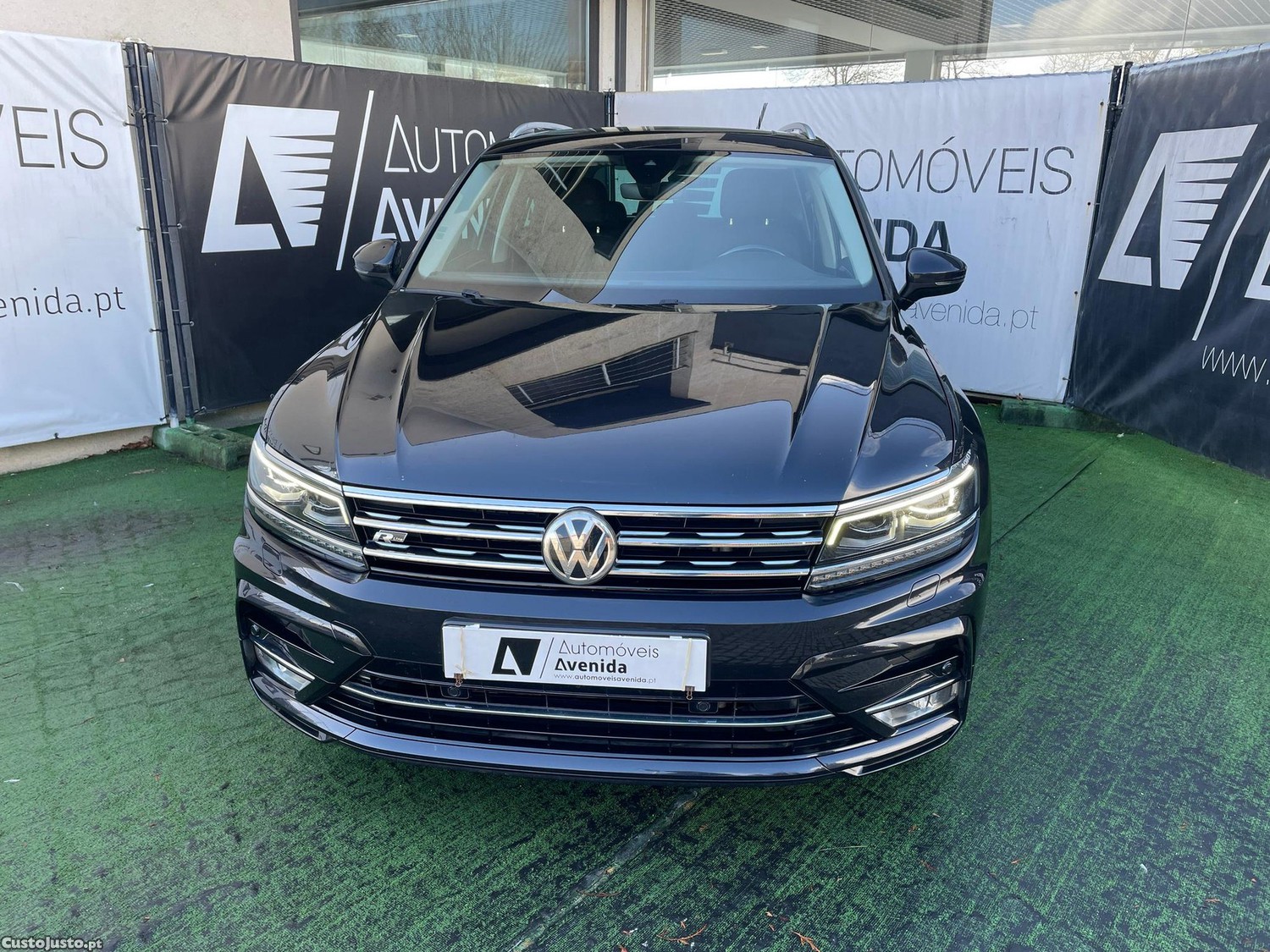 VW Tiguan 2.0 TDI R-Line — photo 4