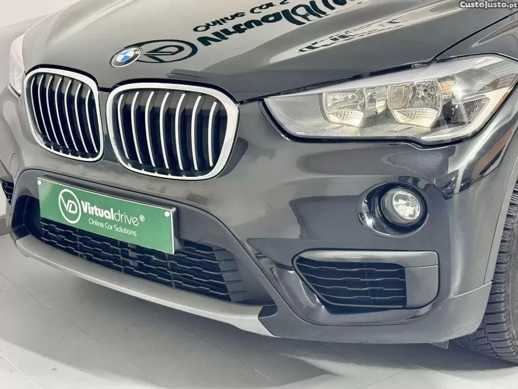 BMW X1 18 d sdrive auto xline — fotografia 3