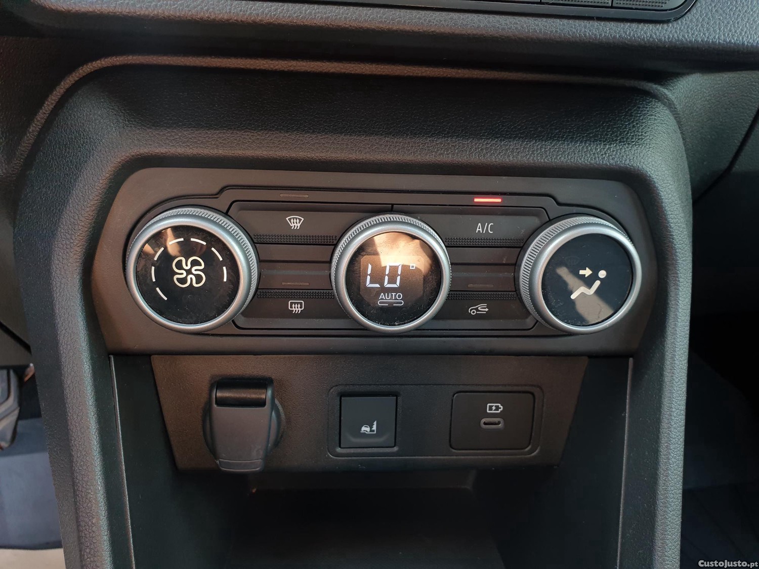 Dacia Jogger 1.0 ECO-G Extreme+ Up&Go 7L Bi-Fuel — fotografia 4