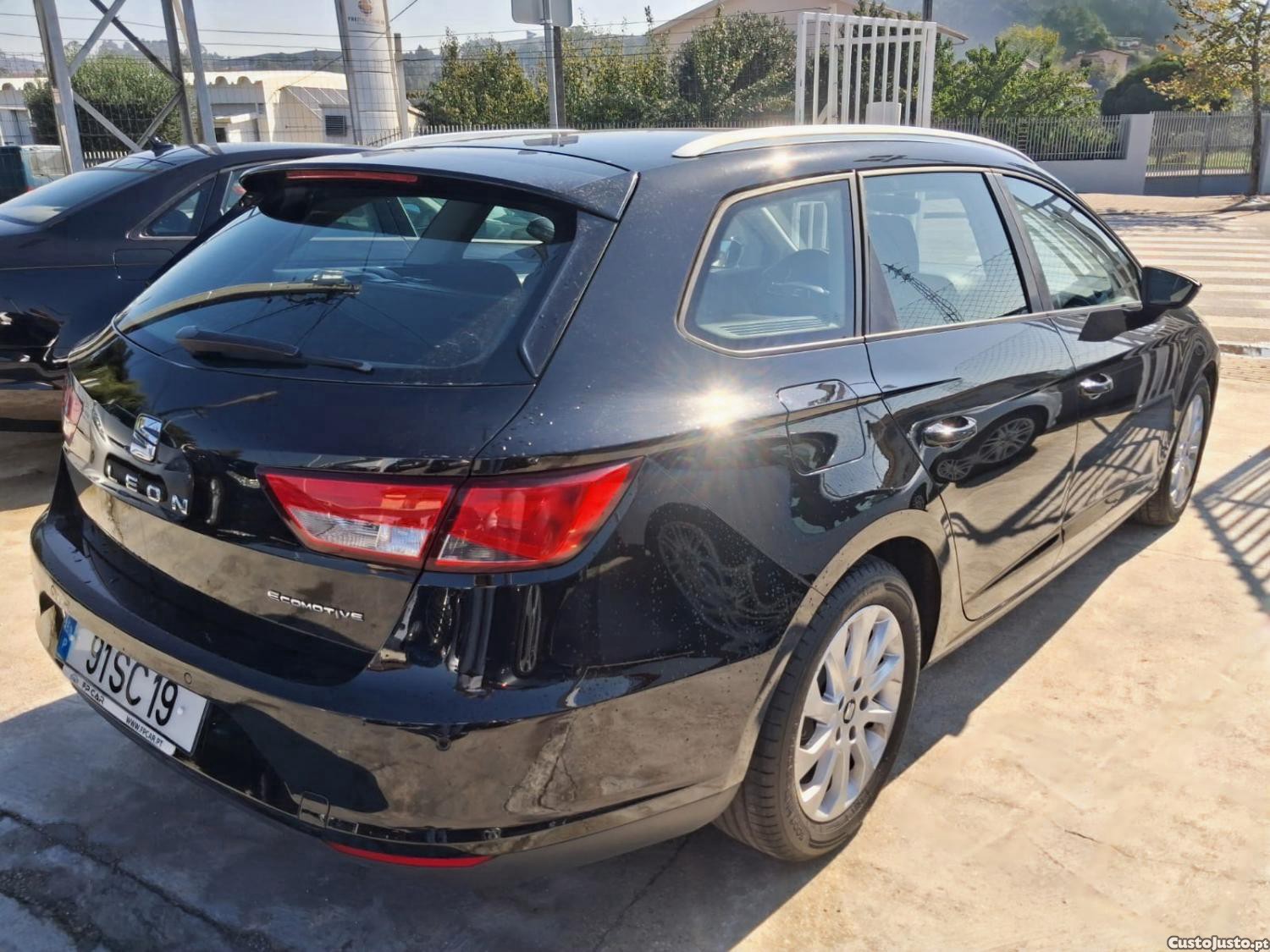 Seat Leon 1.6 TDI Style S/S — photo 4