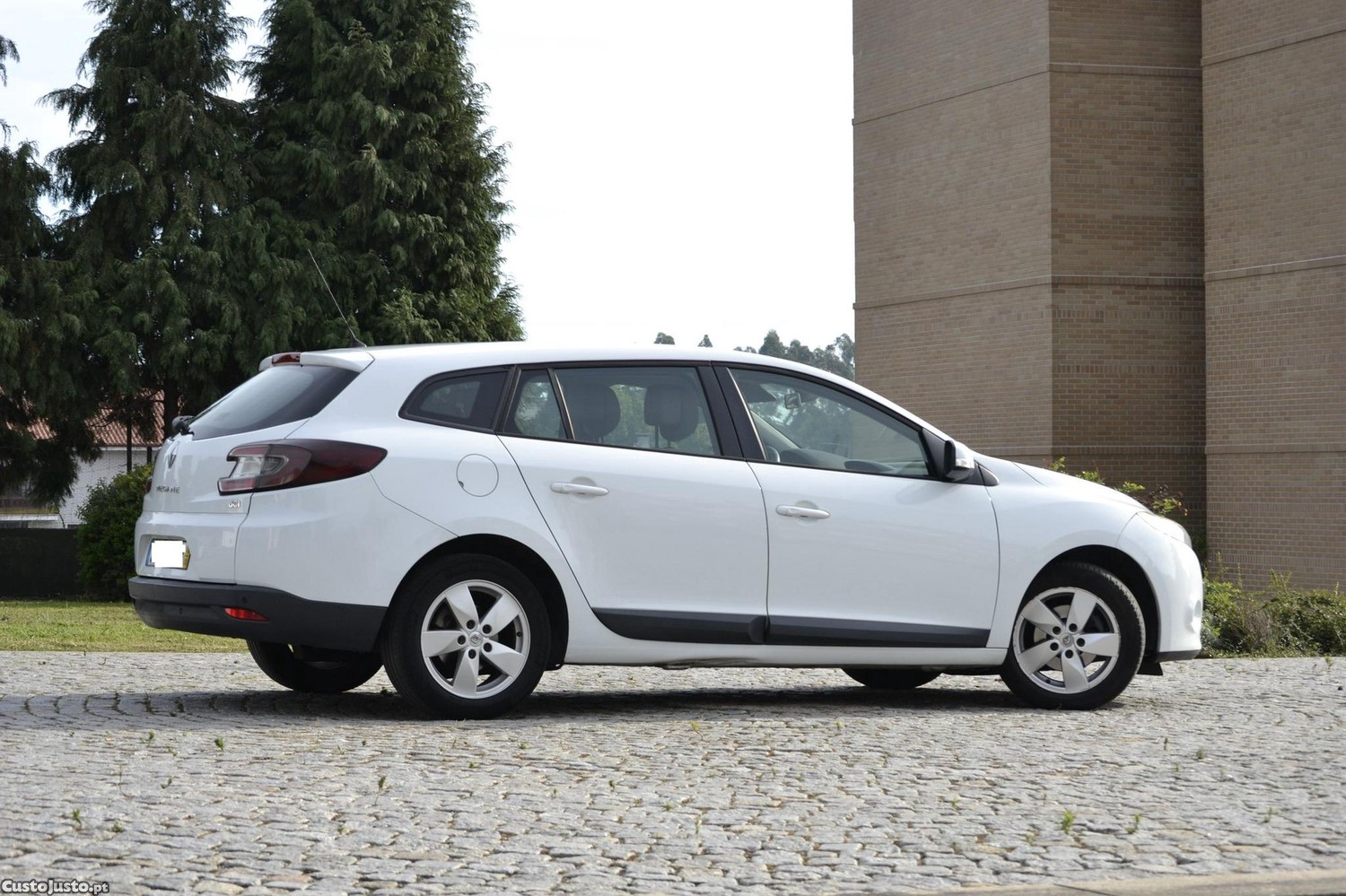 Renault Mégane Sport Tourer 1.5 dCi Dynamique — fotografia 9