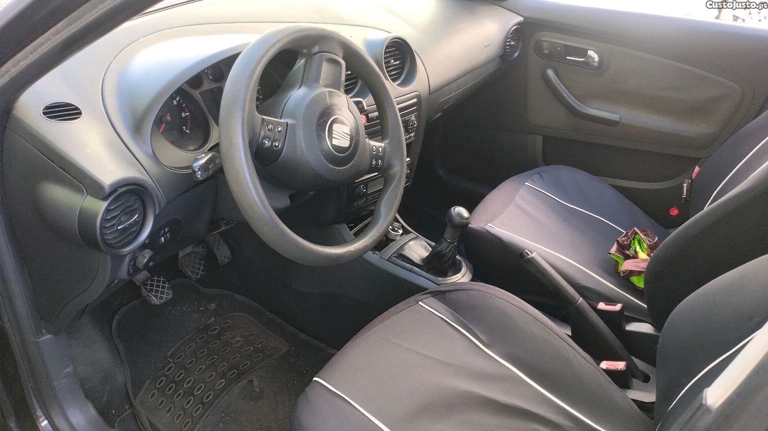 SEAT Ibiza 1.2 — fotografia 6