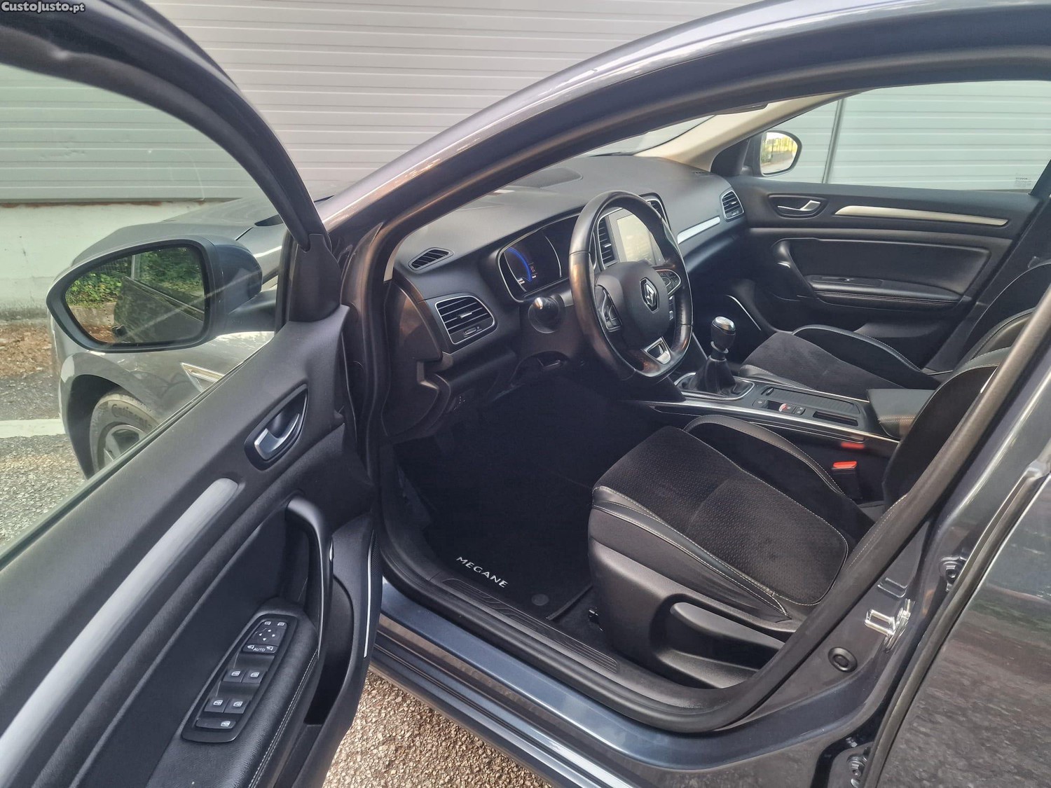 Renault Mégane 1.5 Blue dCi Intens — fotografia 5