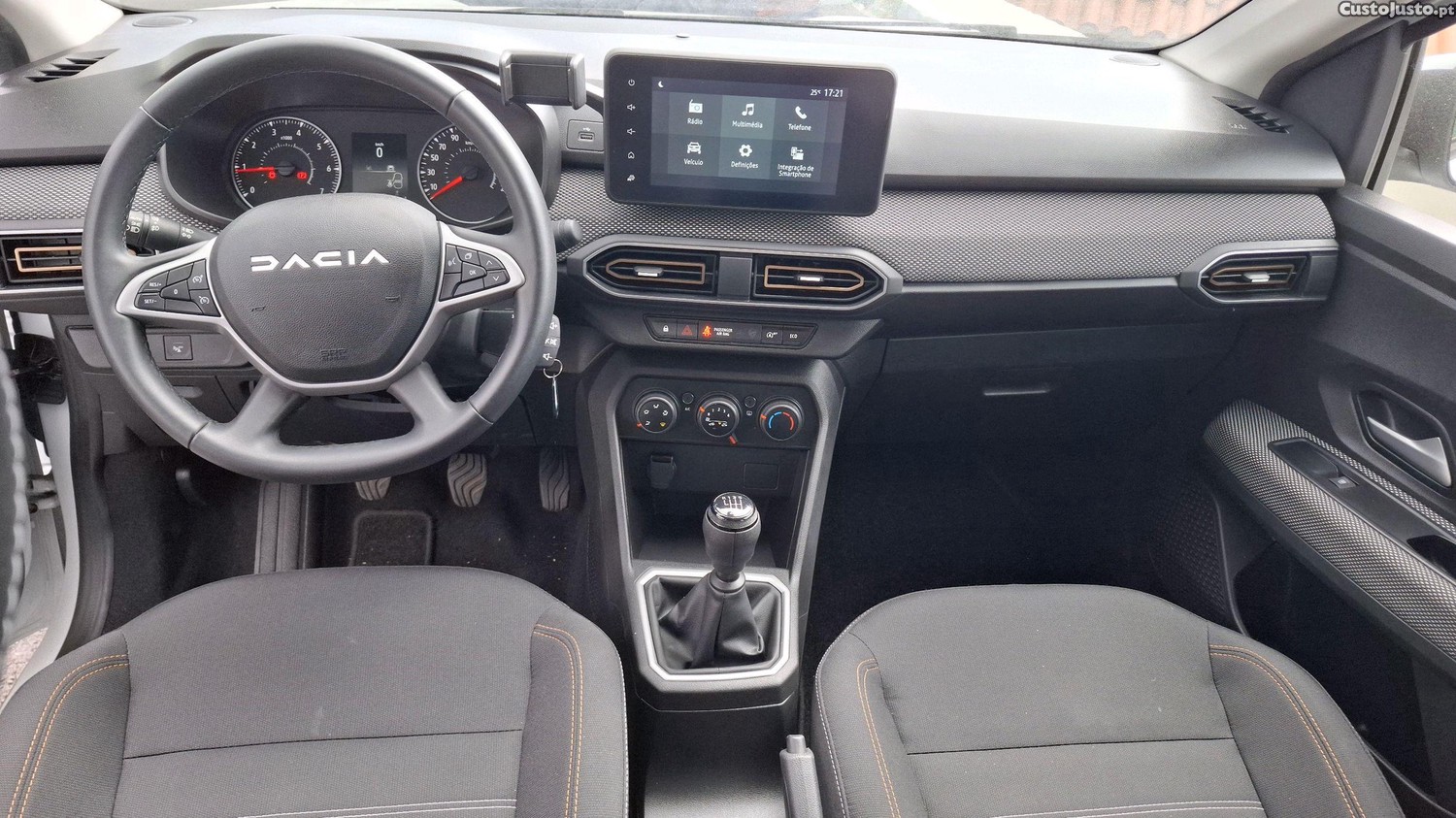 Dacia Sandero Stepway Expression - 23 — photo 2