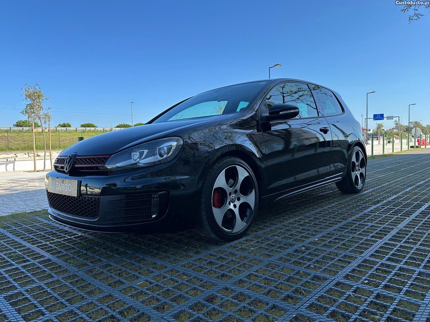VW Golf 2.0 TSi GTi - 09 foto 5