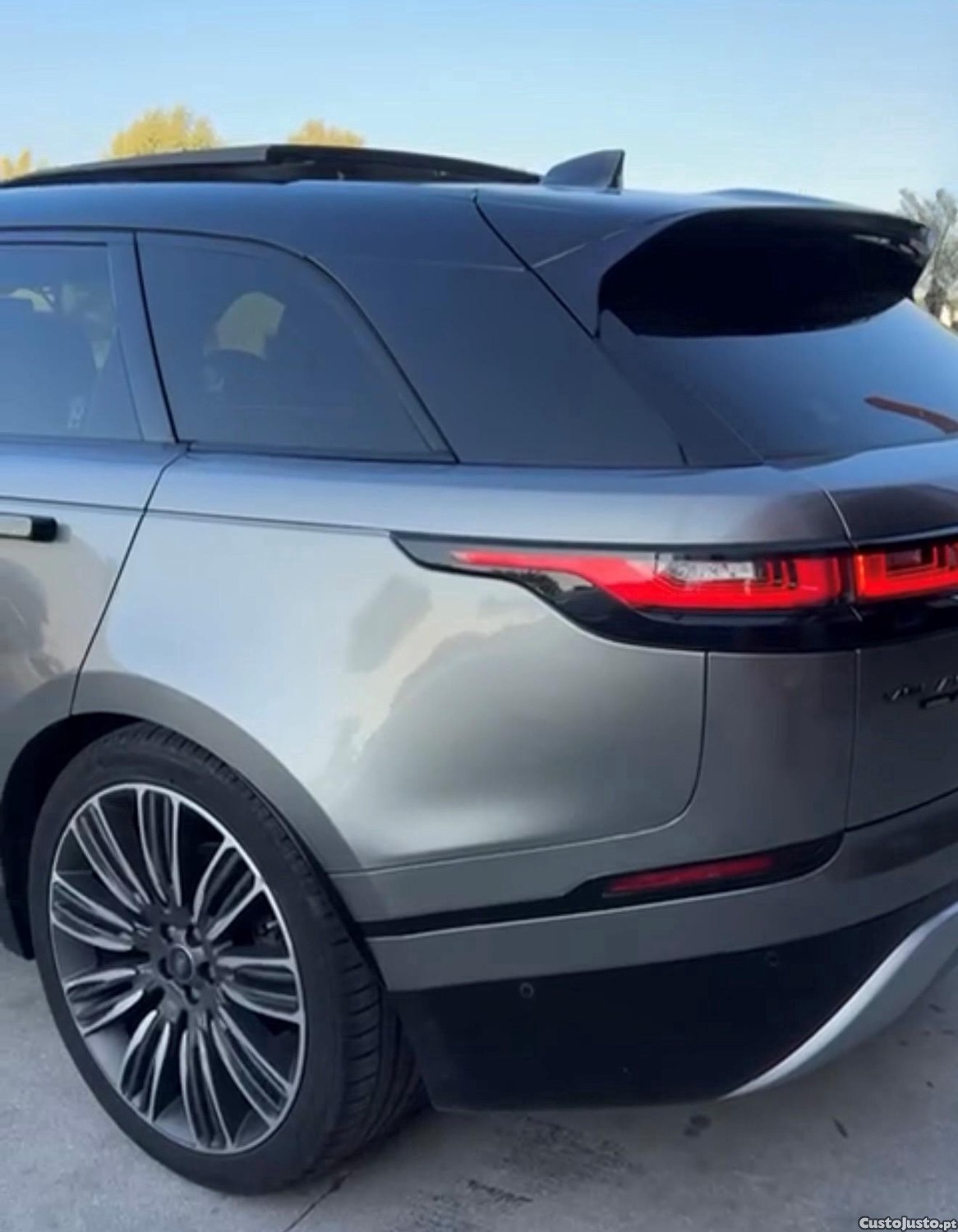 Land Rover Range Rover Velar - 17 — photo 5
