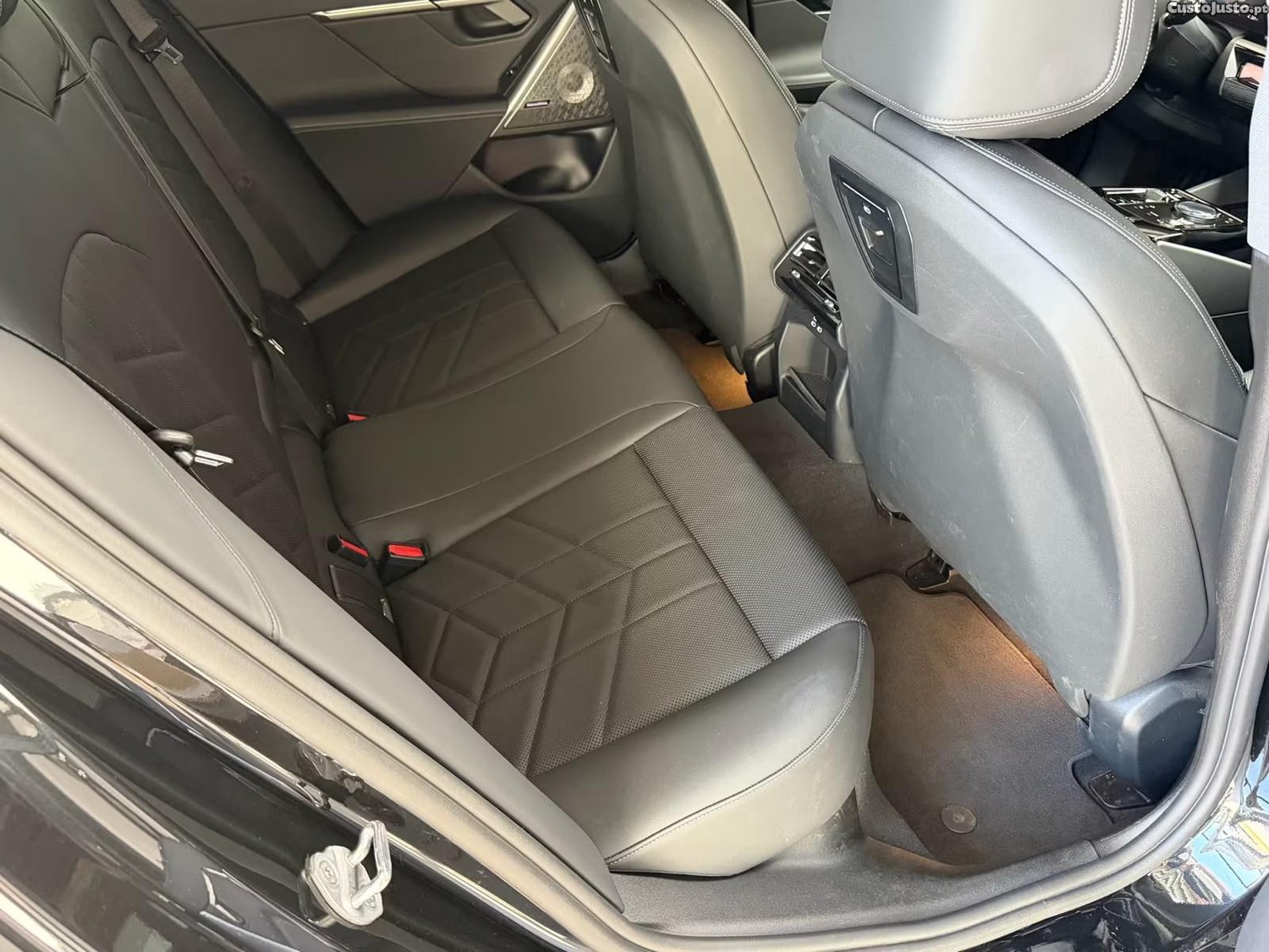 BMW i5 Touring eDrive40 — fotografia 2