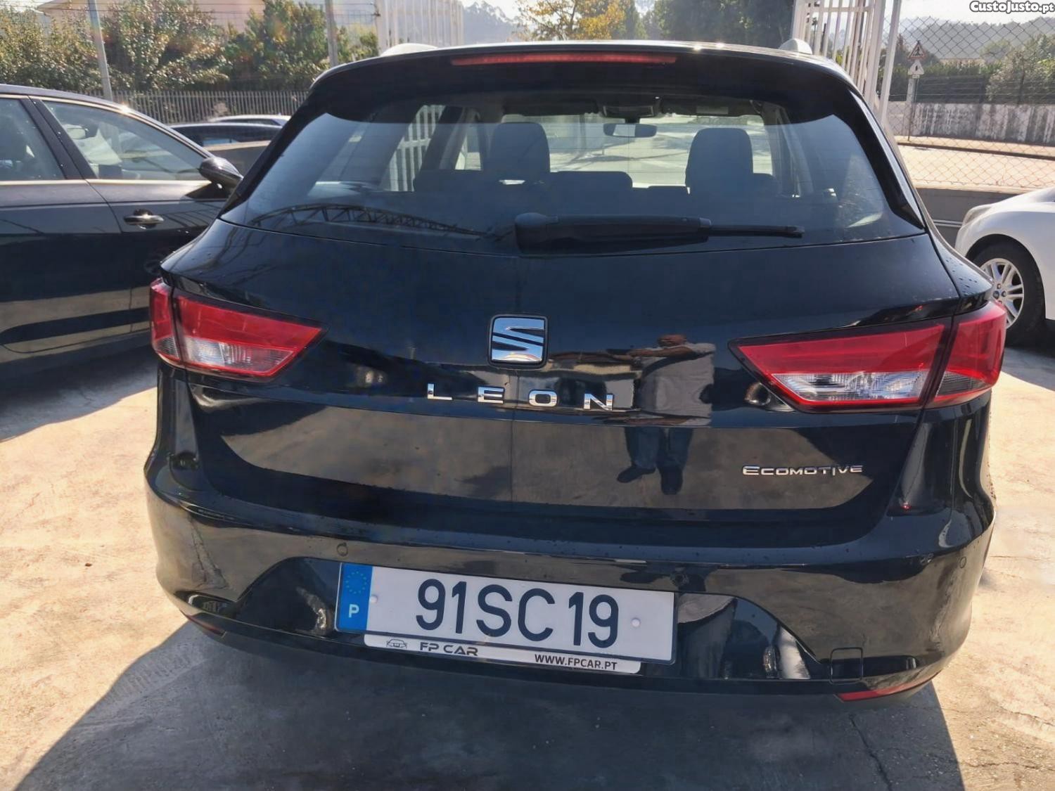 Seat Leon 1.6 TDI Style S/S — photo 5