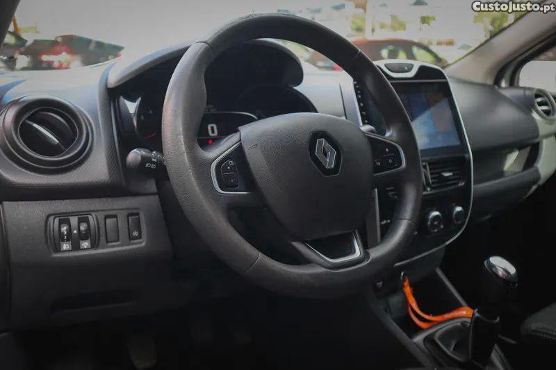 Renault Clio 1.5 dci limited edc - 18 foto 2