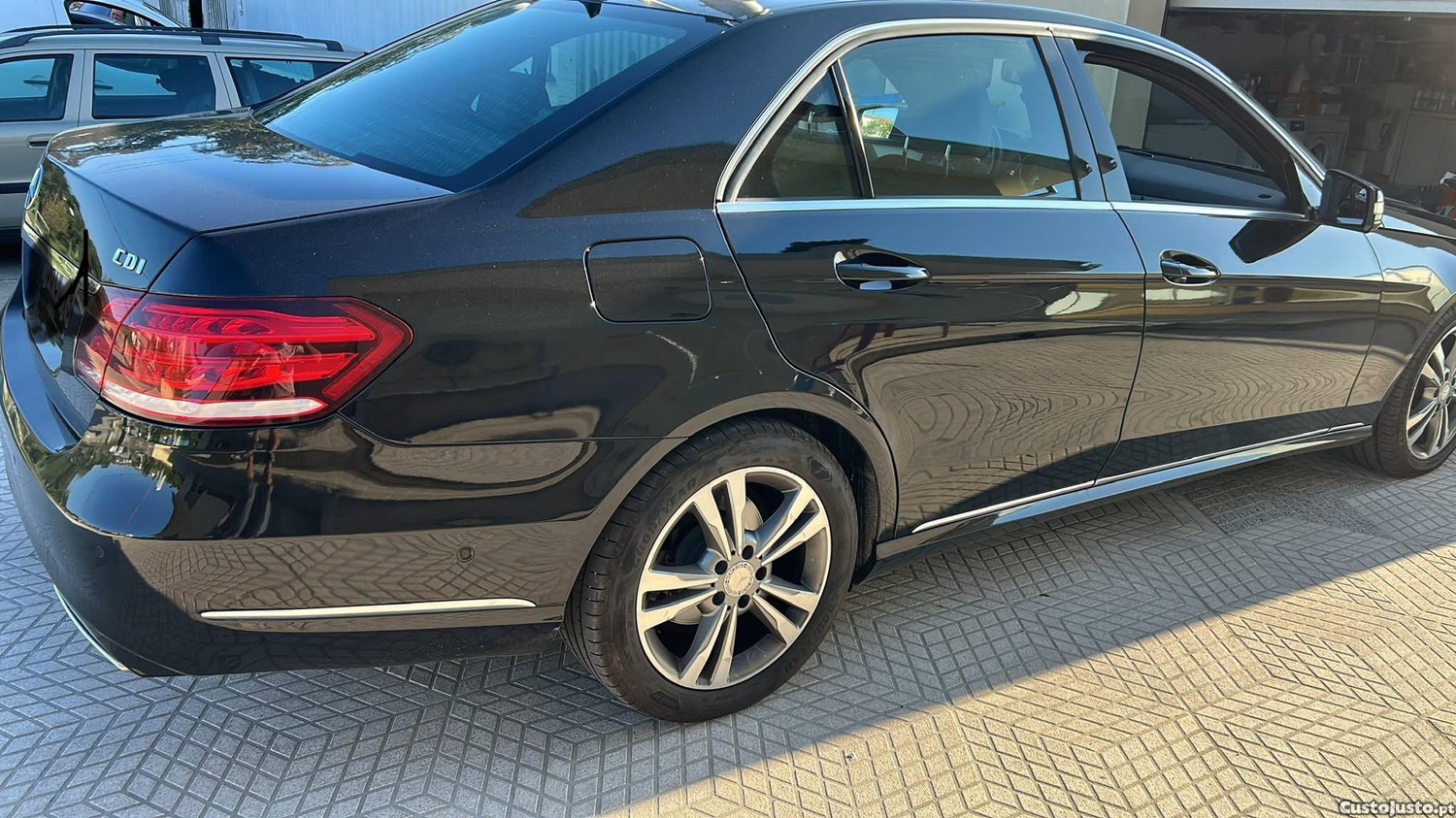 Mercedes-Benz E 220 Avantgard-AMG — photo 4